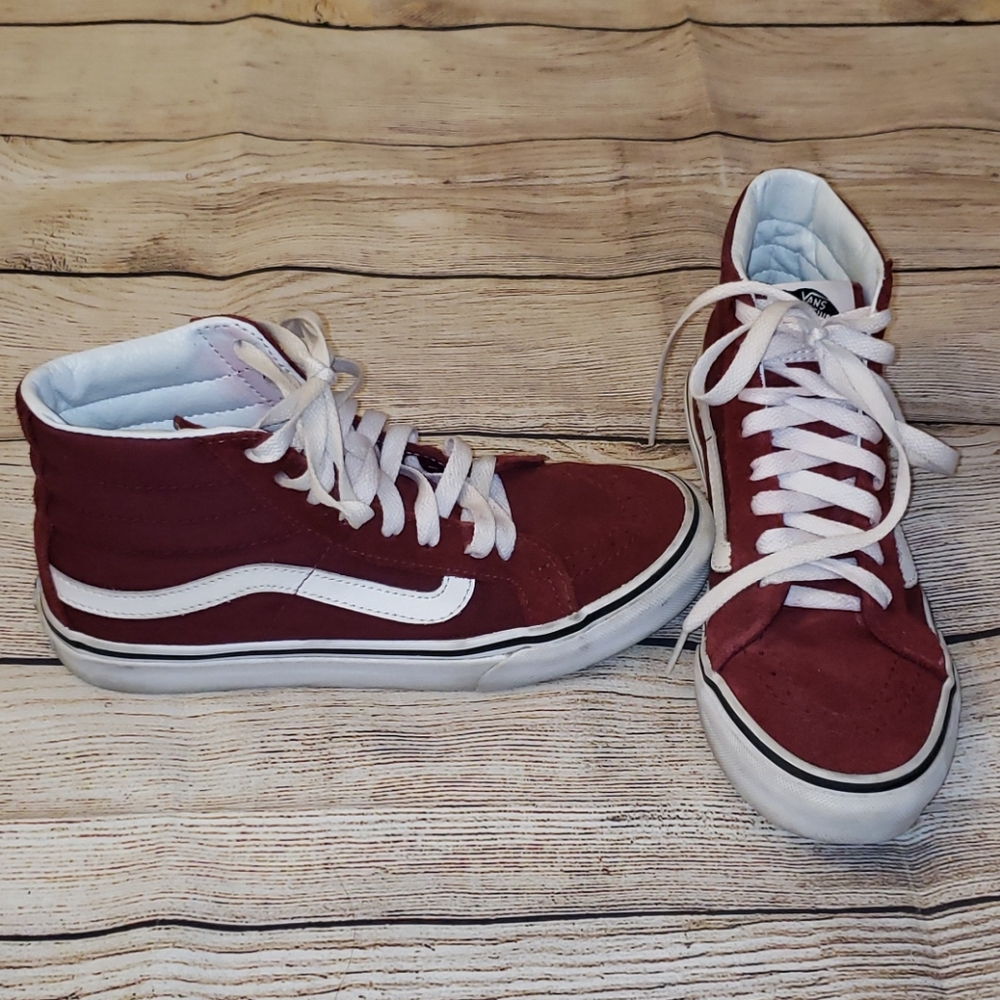 VANS SK8 Hi shoe in maroon